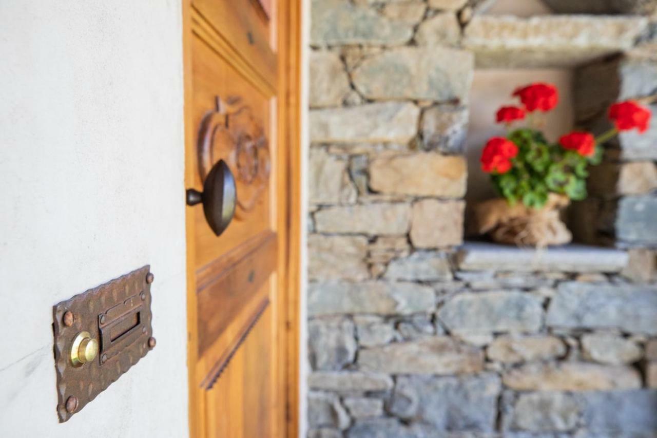 Casa Vacanze Petit Haury - Alloggi Ad Uso Turistico Vda Arvier N 0039 E N 0040 - Kültér fotó